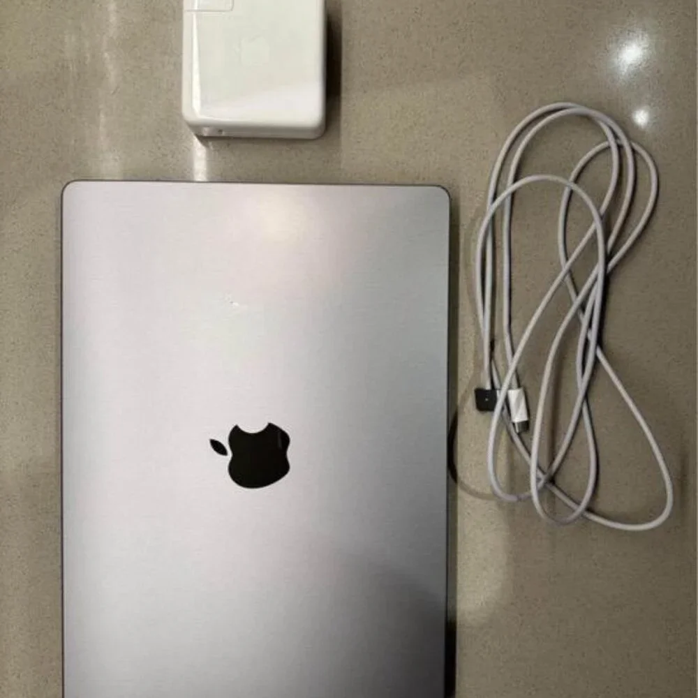 Apple MacBook Pro 14